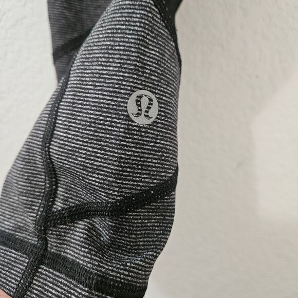 Lululemon Athletica Pace Rival crop 22" tagless - Picture 2 of 5